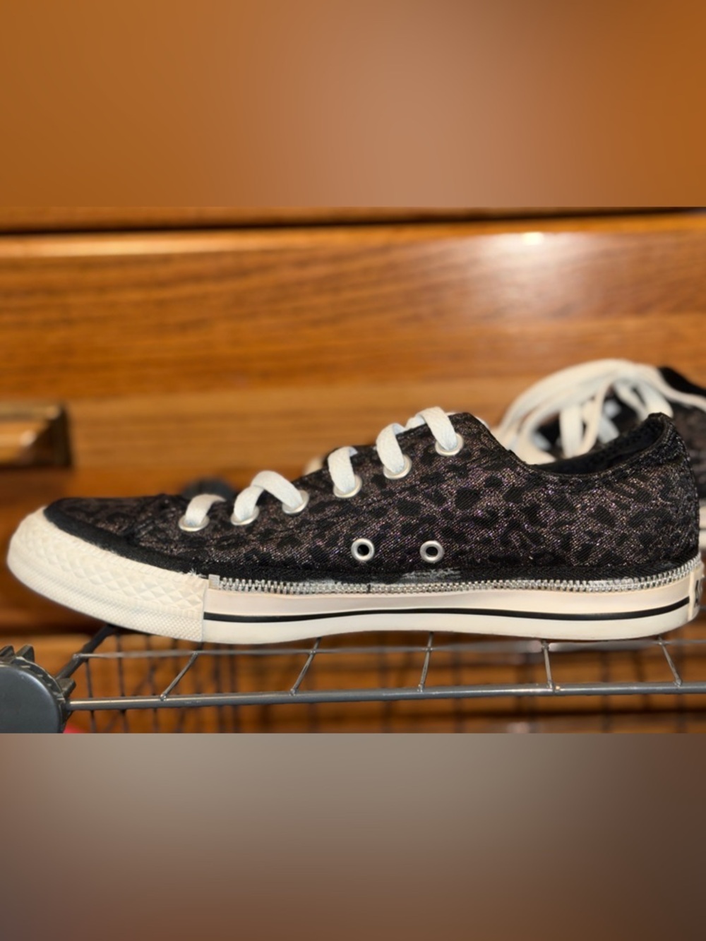 Converse All-Star Chucks Sparkle Leopard-Print Low-Top Sneakers (W8/M6) - Picture 9 of 15